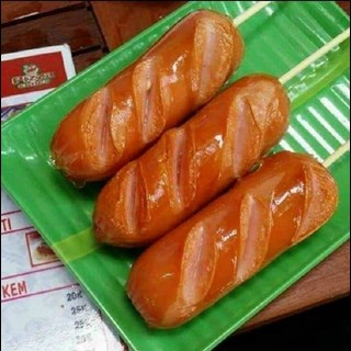 Xúc xích xông khói